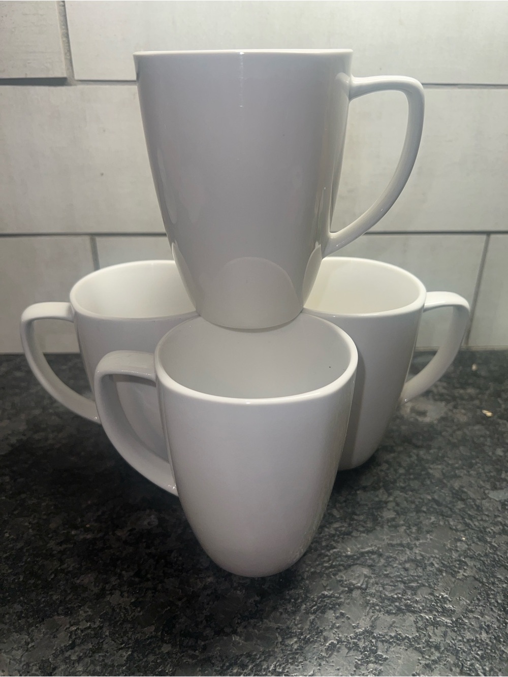 Corelle Coordinates White Porcelain Coffee Mugs Like new. - Set of 4